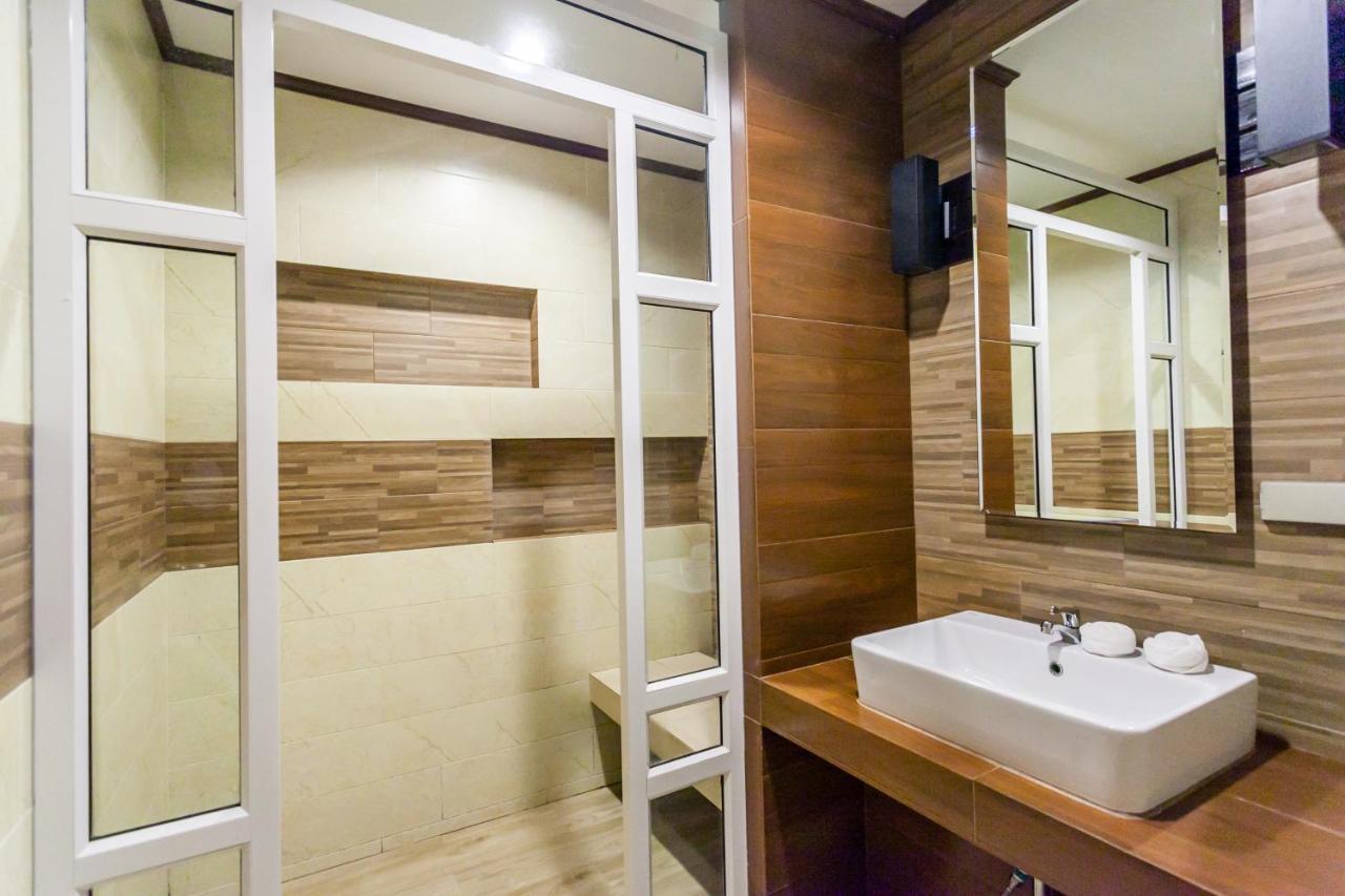 Deluxe Double or Twin Room Garden View